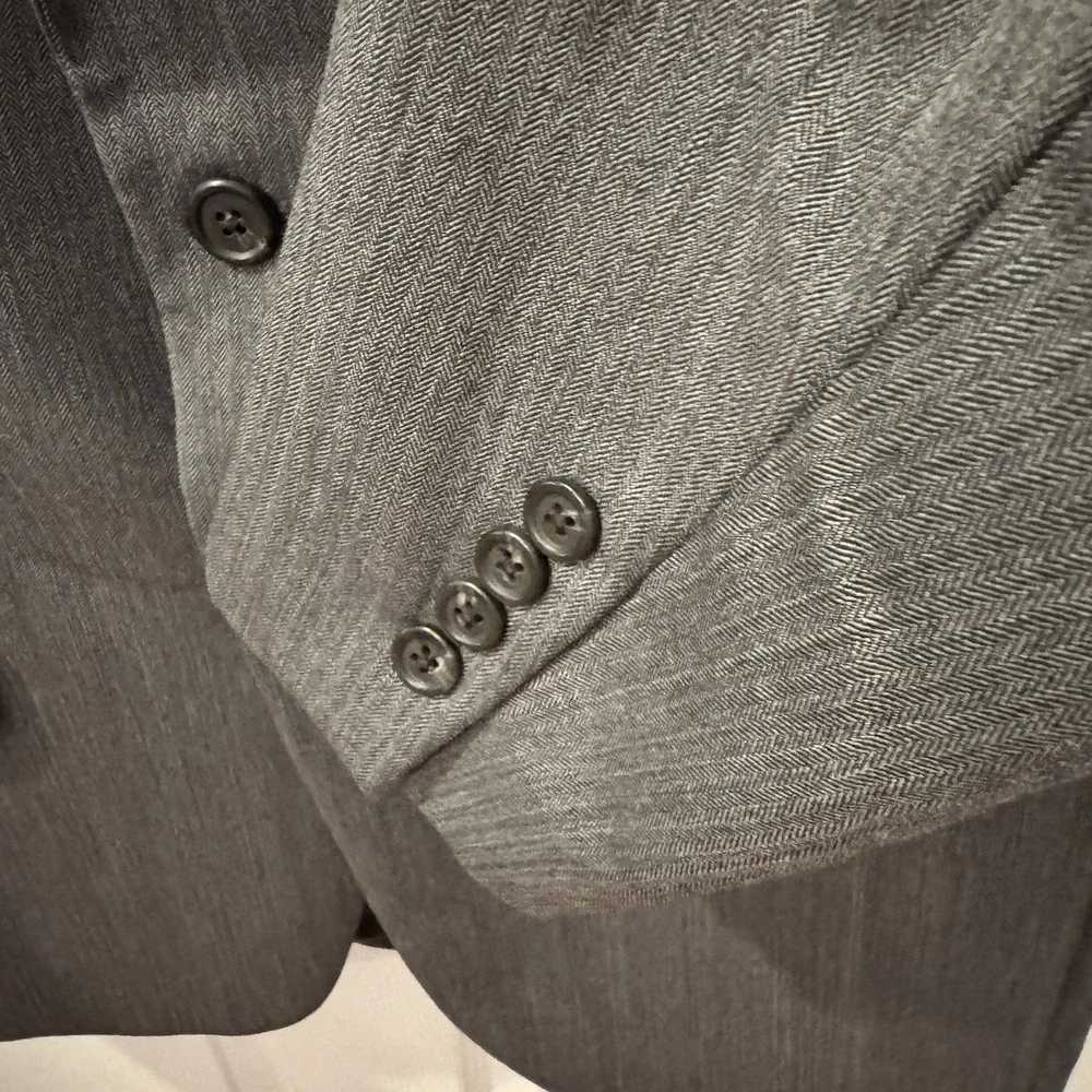 Chaps Men's Blazer Sport Coat Jacket 39 R  Gray 100% Wool Two Button Notch Lapel